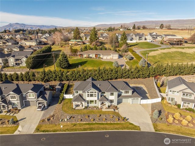 857 S Lamplight Lane, East Wenatchee, WA 98802