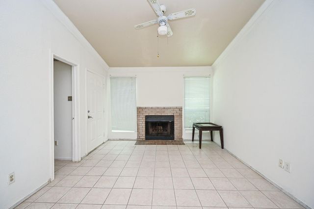 3900 Woodchase Drive 86, Houston, TX 77042