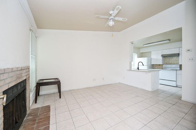 3900 Woodchase Drive 86, Houston, TX 77042