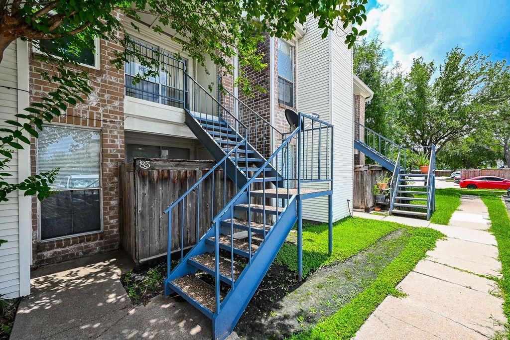 3900 Woodchase Drive 86, Houston, TX 77042