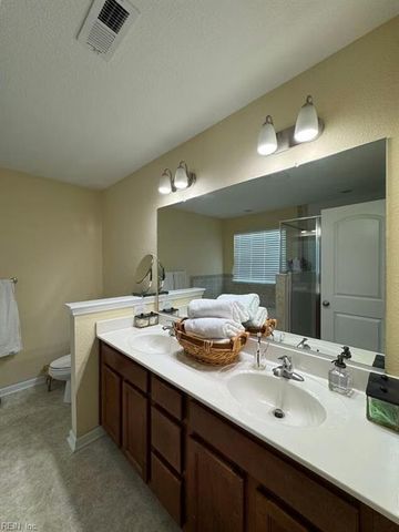 2145 Redgate DR, Suffolk, VA 23434