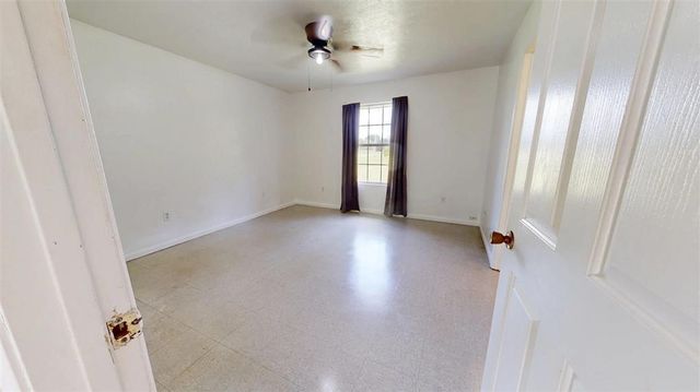 1118 Pinder Lane, Dequincy, LA 70633