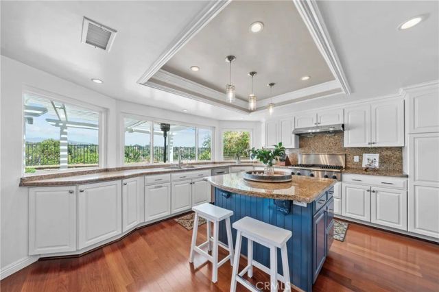 23472 Via Chiripa, Mission Viejo, CA 92691