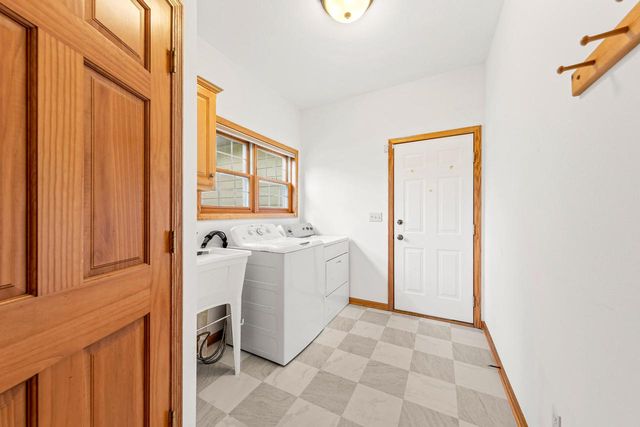 9414 N Pearlette LANE, Brown Deer, WI 53223