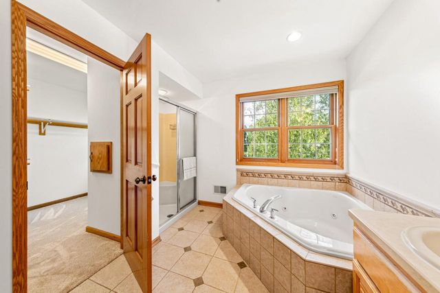 9414 N Pearlette LANE, Brown Deer, WI 53223