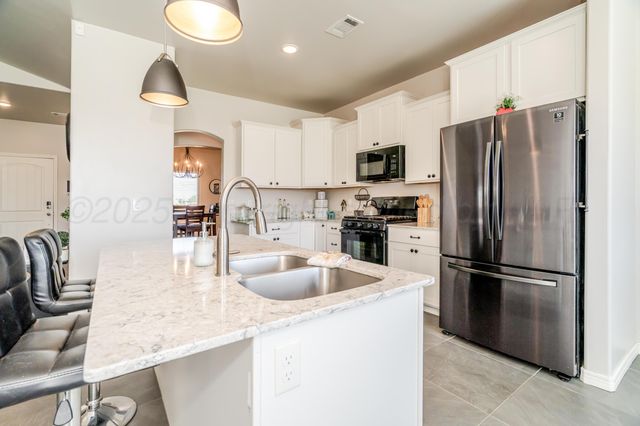 1301 RIESLING Way, Amarillo, TX 79124