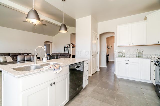 1301 RIESLING Way, Amarillo, TX 79124