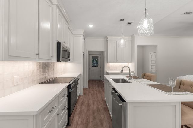 68 Ratcliff Rd., Sumrall, MS 39482