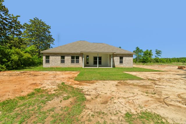 68 Ratcliff Rd., Sumrall, MS 39482