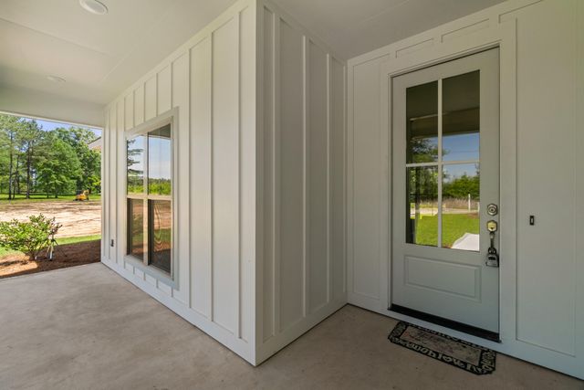 68 Ratcliff Rd., Sumrall, MS 39482