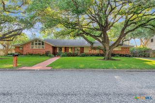 107 Spokane Street, Victoria, TX 77904