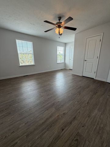2417 New Holland Cir, Murfreesboro, TN 37128