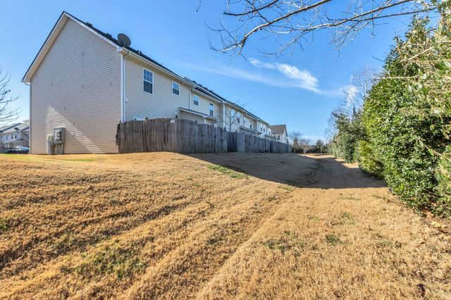 2417 New Holland Cir, Murfreesboro, TN 37128