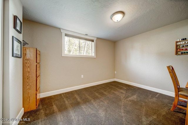 4180 E Evergreen Dr, Post Falls, ID 83854