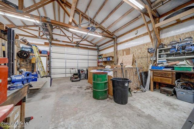 4180 E Evergreen Dr, Post Falls, ID 83854