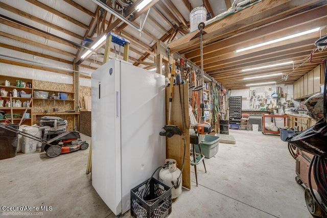 4180 E Evergreen Dr, Post Falls, ID 83854