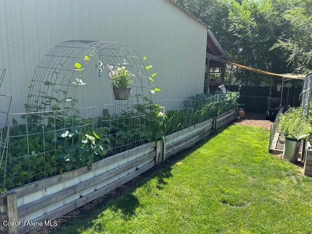 4180 E Evergreen Dr, Post Falls, ID 83854