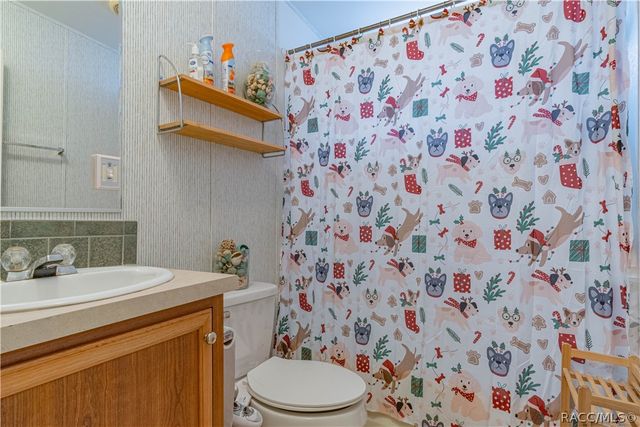 2727 E Center Street, Inverness, FL 34453