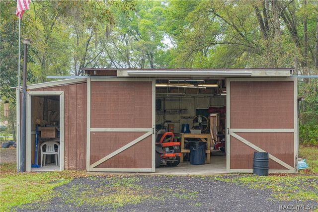 2727 E Center Street, Inverness, FL 34453
