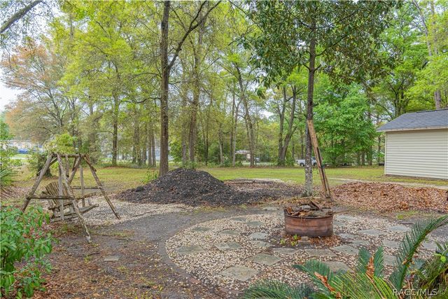 2727 E Center Street, Inverness, FL 34453