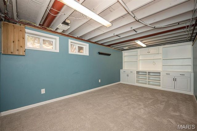 2370 Hidden Meadow Lane, Ballwin, MO 63021