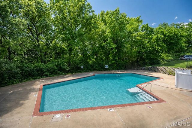 2370 Hidden Meadow Lane, Ballwin, MO 63021
