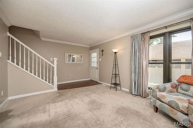 2370 Hidden Meadow Lane, Ballwin, MO 63021
