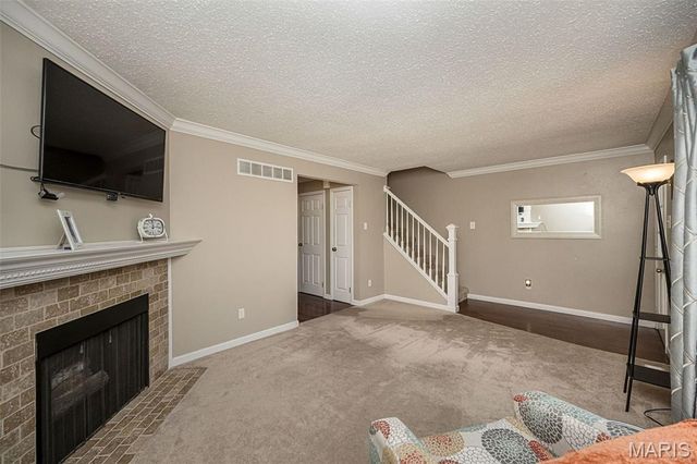 2370 Hidden Meadow Lane, Ballwin, MO 63021