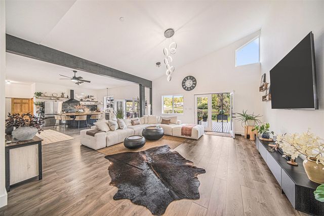 7914 Stony Lake Road, Jackson, MI 49201