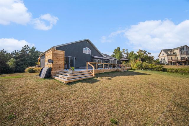 7914 Stony Lake Road, Jackson, MI 49201