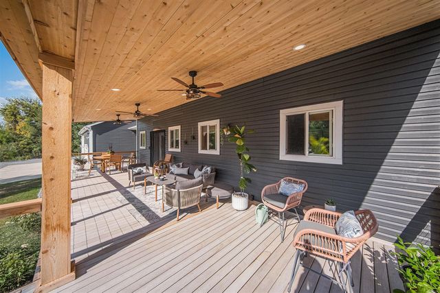7914 Stony Lake Road, Jackson, MI 49201