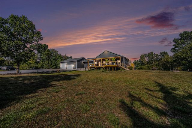 7914 Stony Lake Road, Jackson, MI 49201