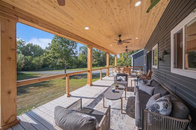 7914 Stony Lake Road, Jackson, MI 49201