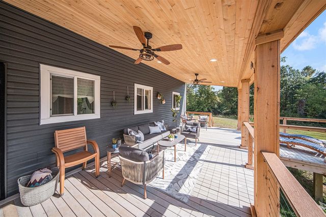 7914 Stony Lake Road, Jackson, MI 49201