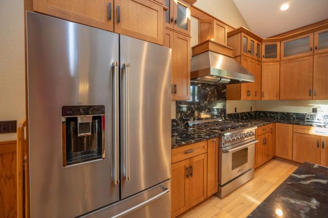 831 Rocky Hill Rd, Murphys, CA 95247