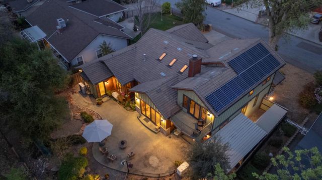 831 Rocky Hill Rd, Murphys, CA 95247