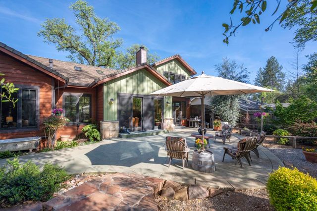 831 Rocky Hill Rd, Murphys, CA 95247