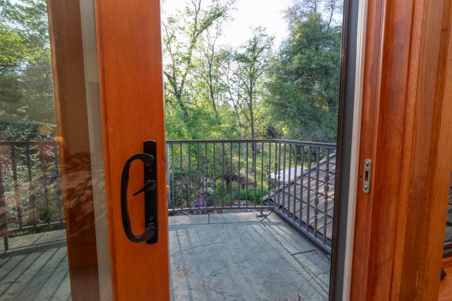 831 Rocky Hill Rd, Murphys, CA 95247