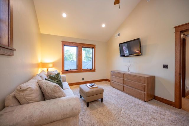 831 Rocky Hill Rd, Murphys, CA 95247