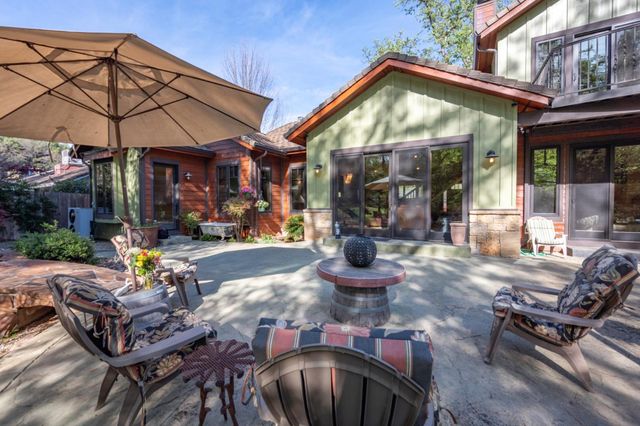 831 Rocky Hill Rd, Murphys, CA 95247