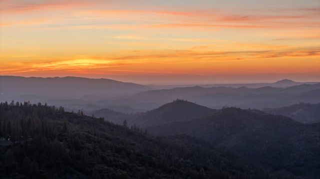 831 Rocky Hill Rd, Murphys, CA 95247