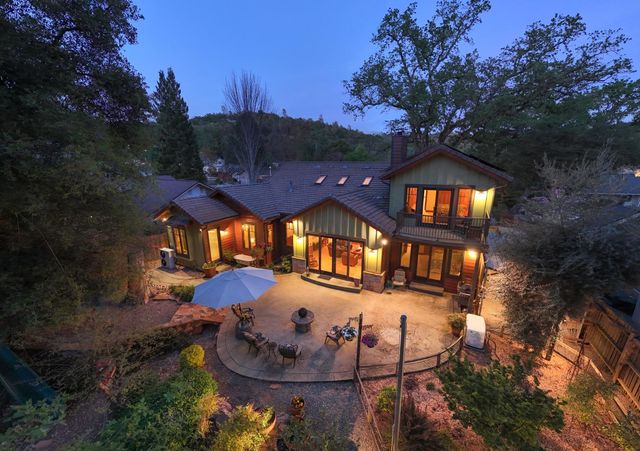 831 Rocky Hill Rd, Murphys, CA 95247