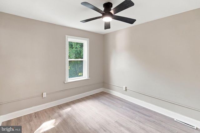 1127 NOTTINGHAM WAY, Hamilton, NJ 08609