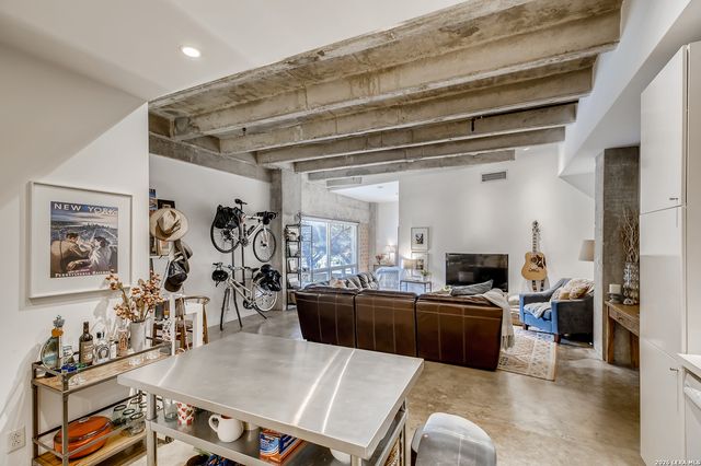 1115 S Alamo St Unit 2205, San Antonio, TX 78210