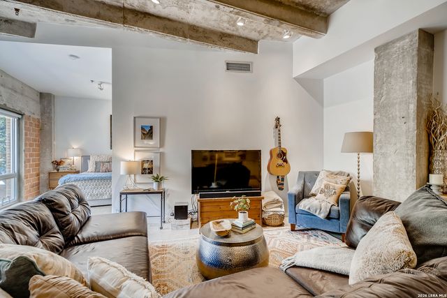 1115 S Alamo St Unit 2205, San Antonio, TX 78210