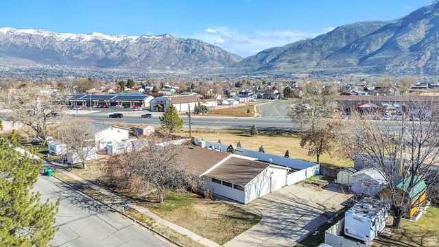 1016 N 325 W, Harrisville, UT 84404