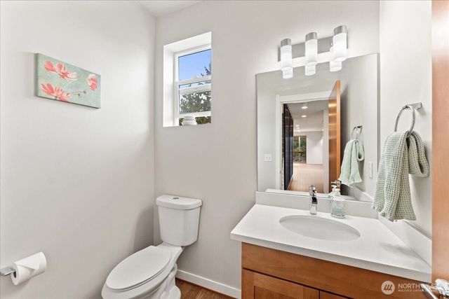 12418 2nd Place SW, Burien, WA 98146