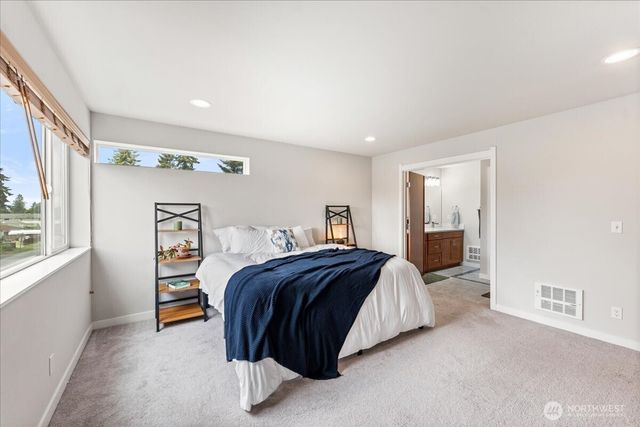 12418 2nd Place SW, Burien, WA 98146