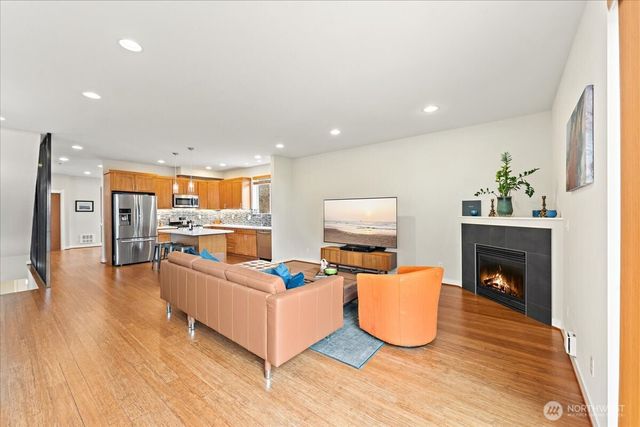 12418 2nd Place SW, Burien, WA 98146
