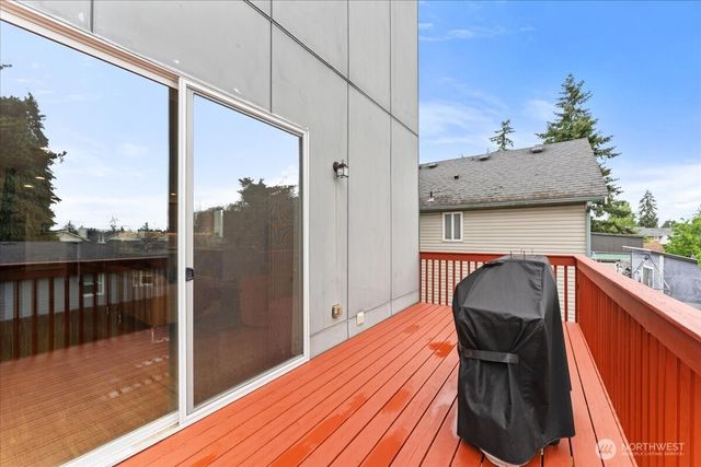 12418 2nd Place SW, Burien, WA 98146